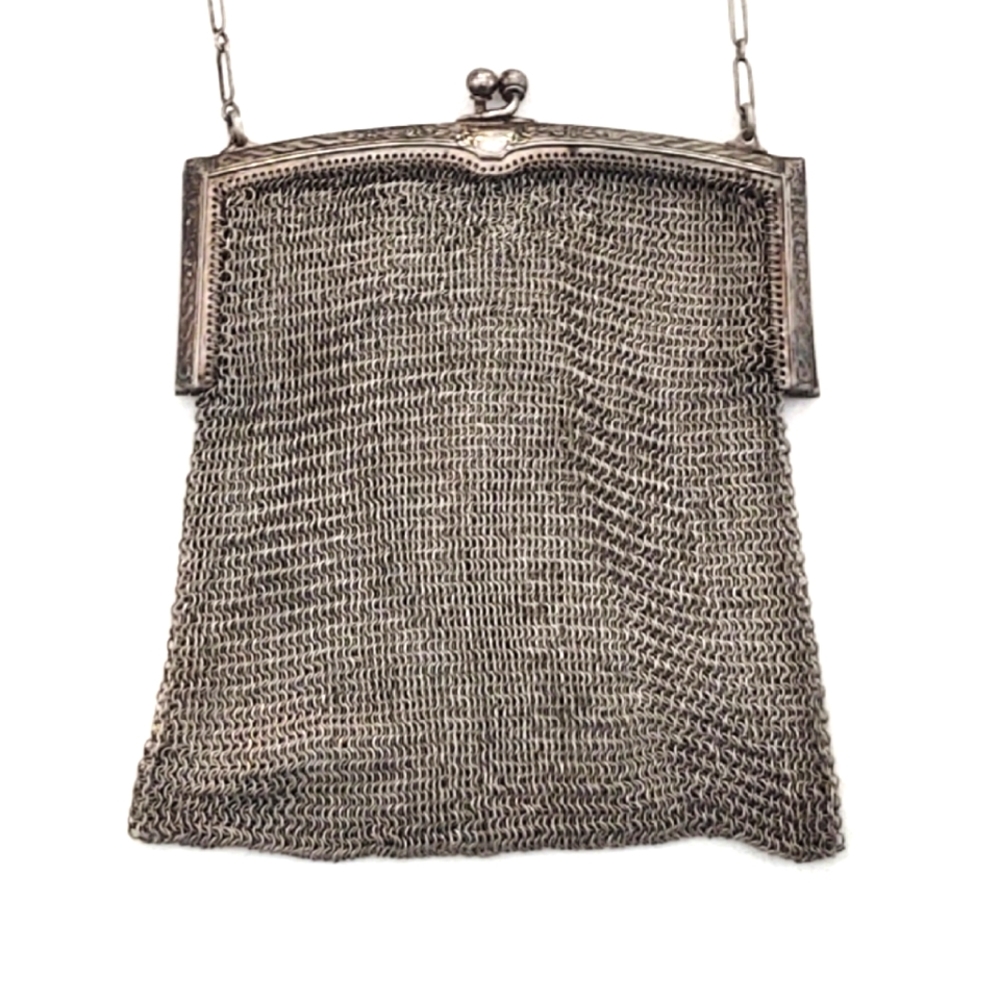 Antique Whiting and Davis Silver Mesh Chainmail Purse